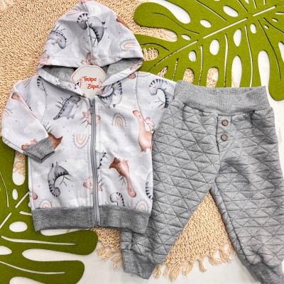 Inverno 2025 - Conjunto Dinos nas Nuvens Jaqueta com Capuz e Calça - Cinza